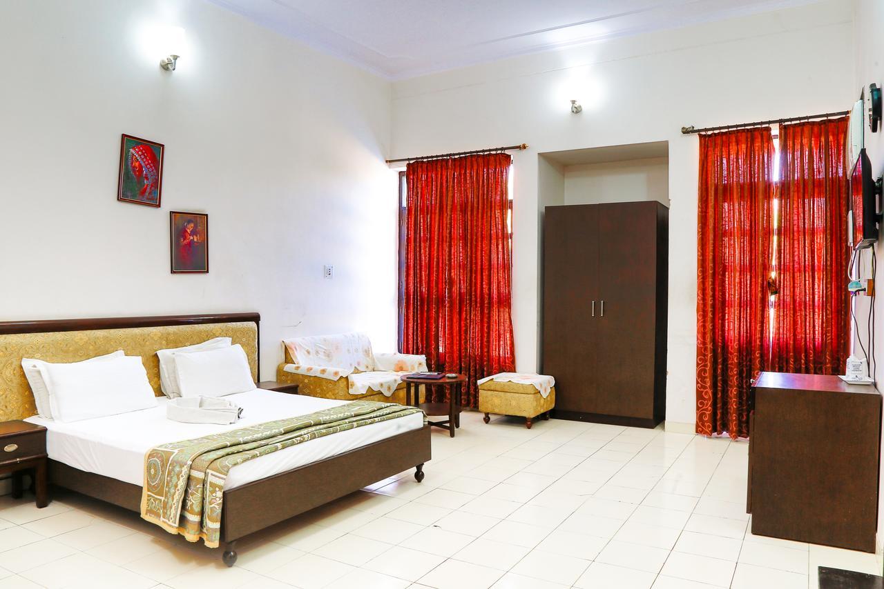 Gulmohar Sariska Resort Bairat Екстер'єр фото