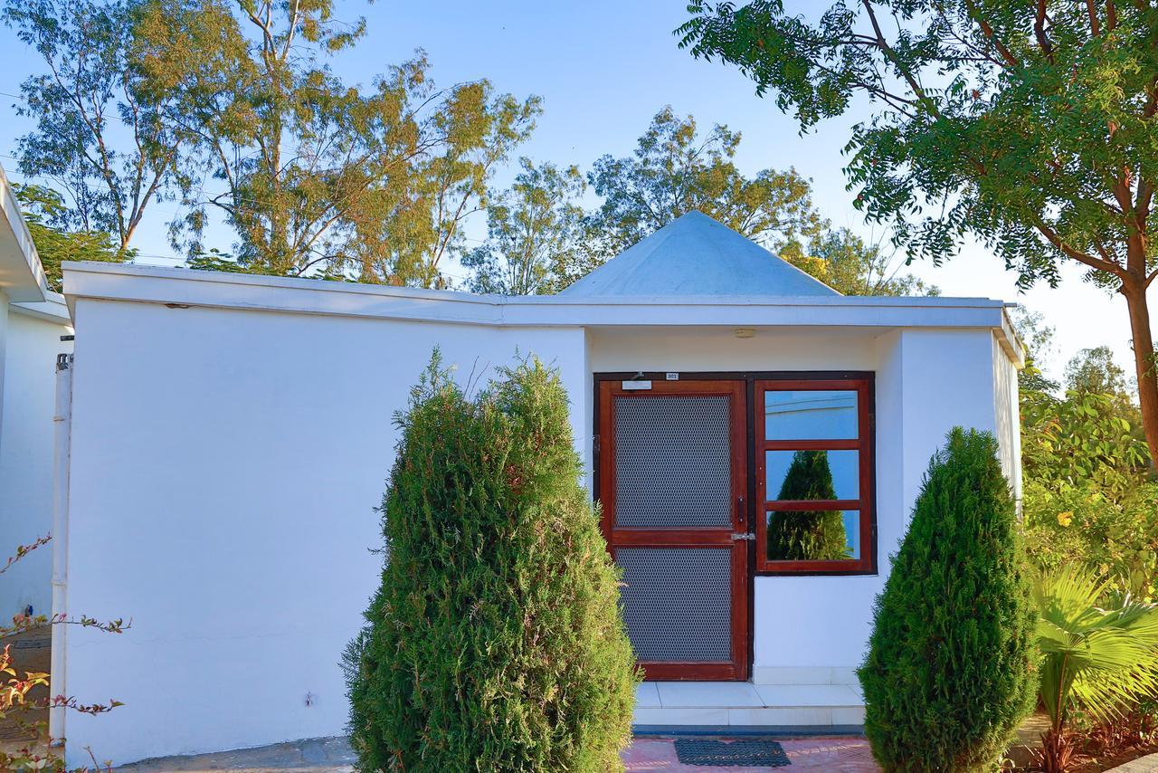 Gulmohar Sariska Resort Bairat Екстер'єр фото