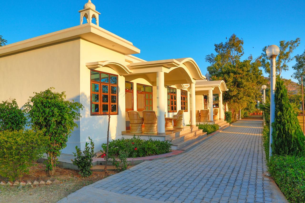 Gulmohar Sariska Resort Bairat Екстер'єр фото