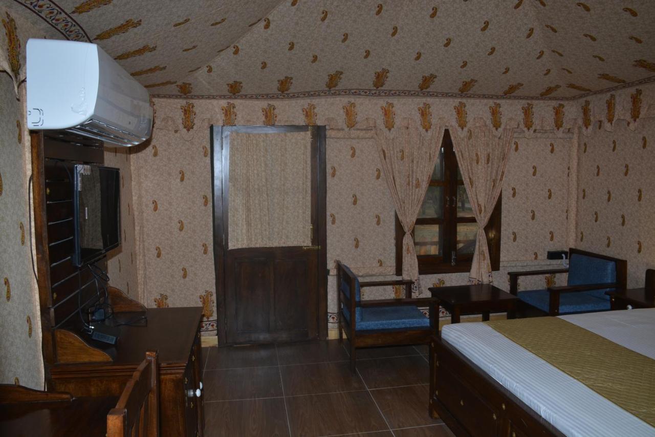 Gulmohar Sariska Resort Bairat Екстер'єр фото
