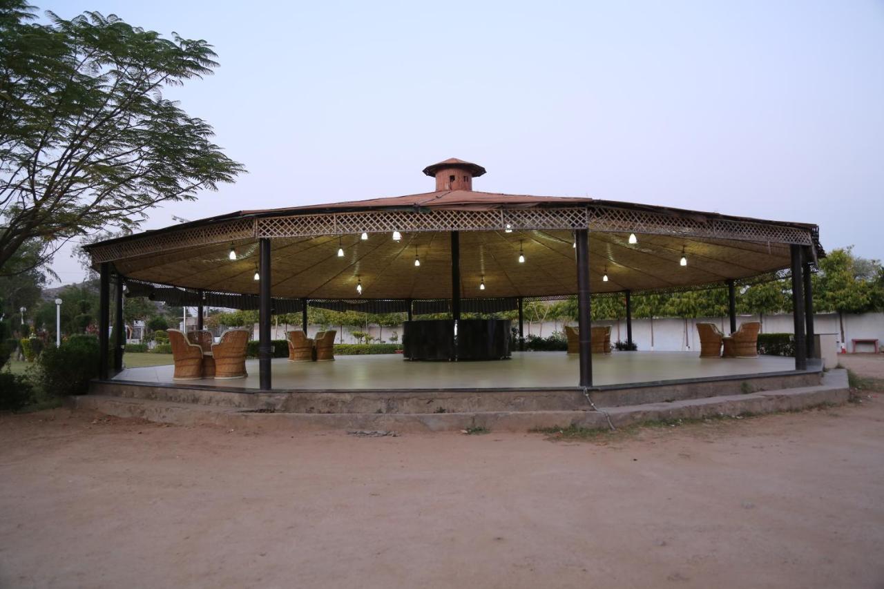 Gulmohar Sariska Resort Bairat Екстер'єр фото